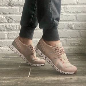 Women’s On Cloud sneakers
